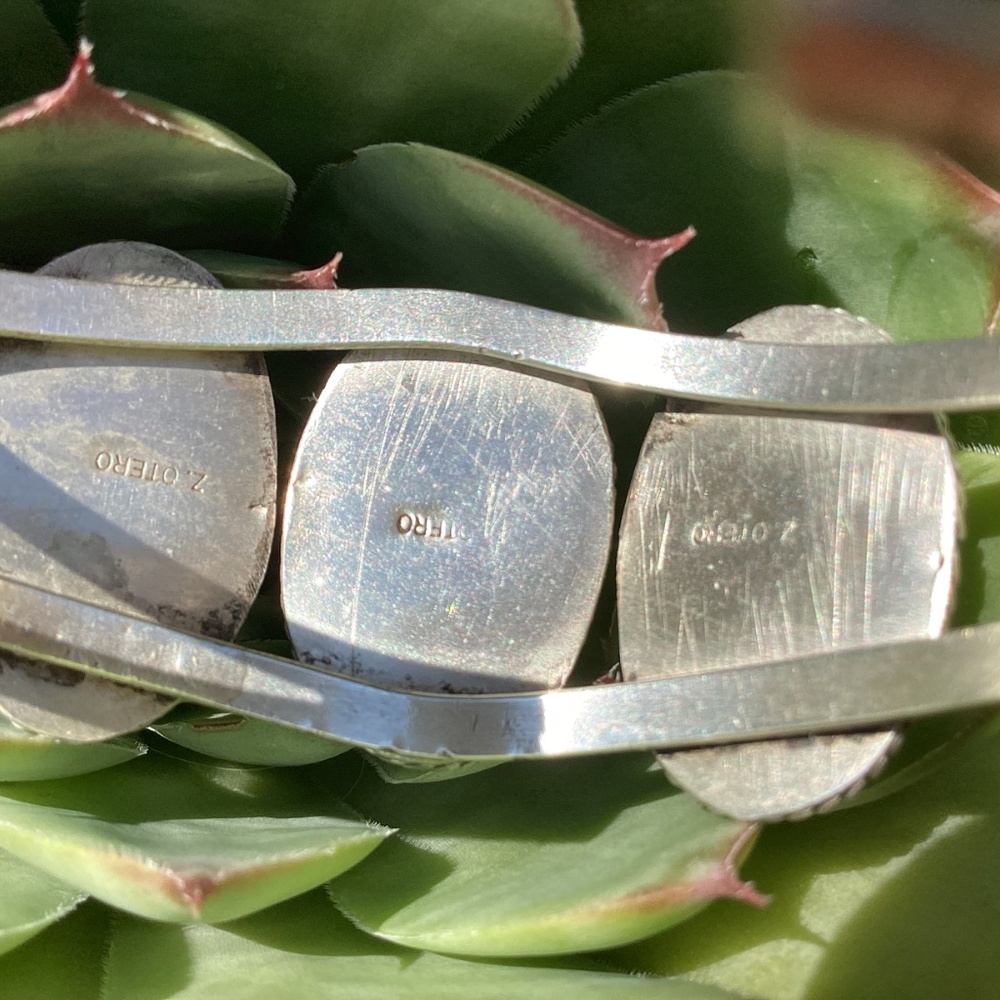Signed Native American Vintage Z-Otero Sodalite Three Stone Sterling Silver Cuff - Picture 6 of 13